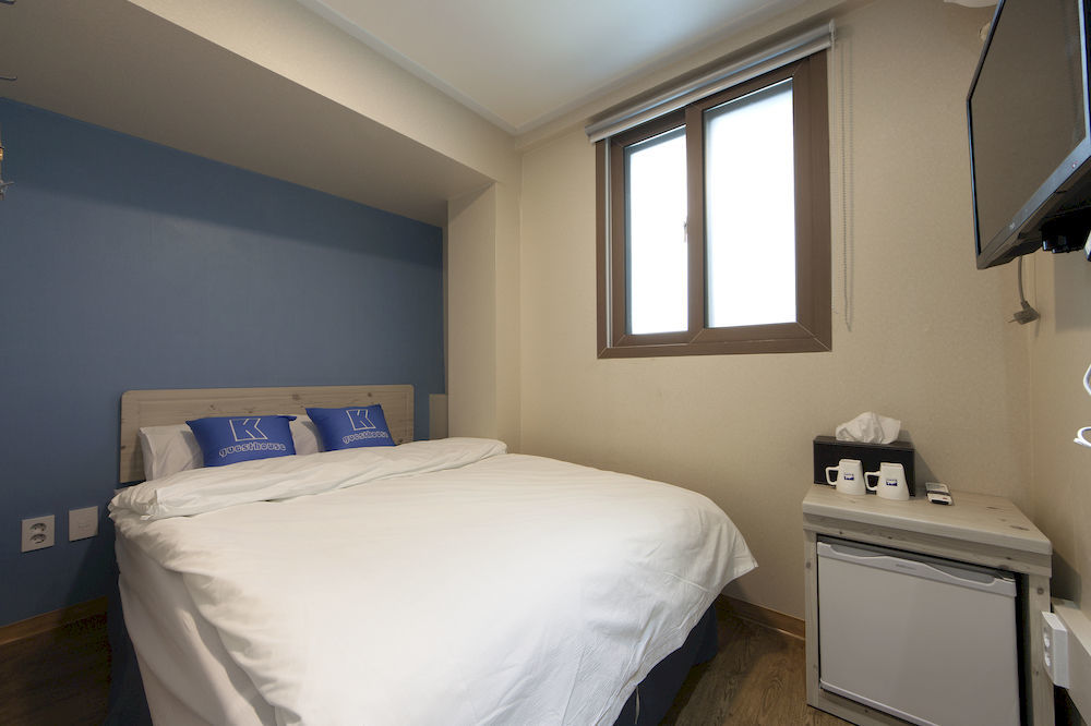 K-Guesthouse Sinchon 2 Seoul Bagian luar foto